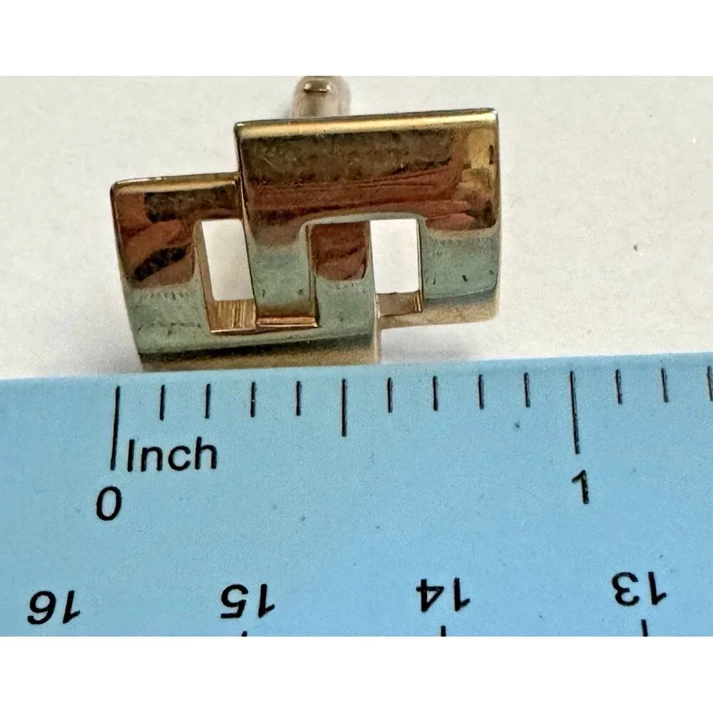 Signed Swank Vintage Gold Tone Interlocking Square Cufflinks 0.75